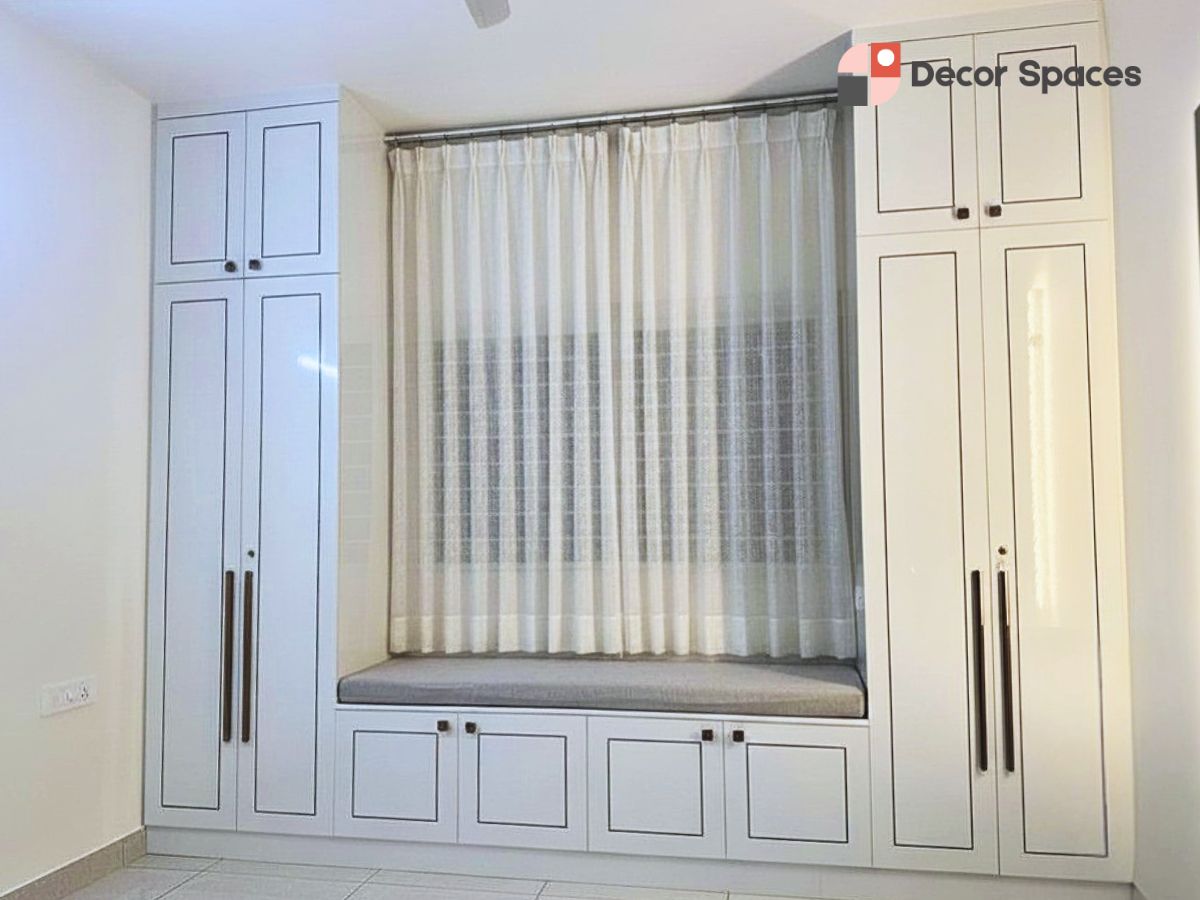 bedroom wardrobe interior design in Chennai by Decor Spaces